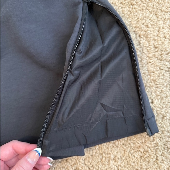 Nike Black and Gray Athletic Shorts for Running - Picture 5 of 7